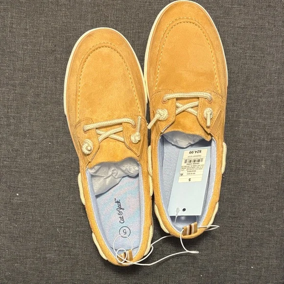 Casual Boys Tan Boat Shoes - Picture 1 of 3